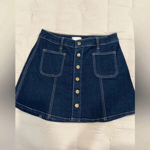 Altar’d State denim mini. So cute! Snap front, size small, like new!🫶🔥​